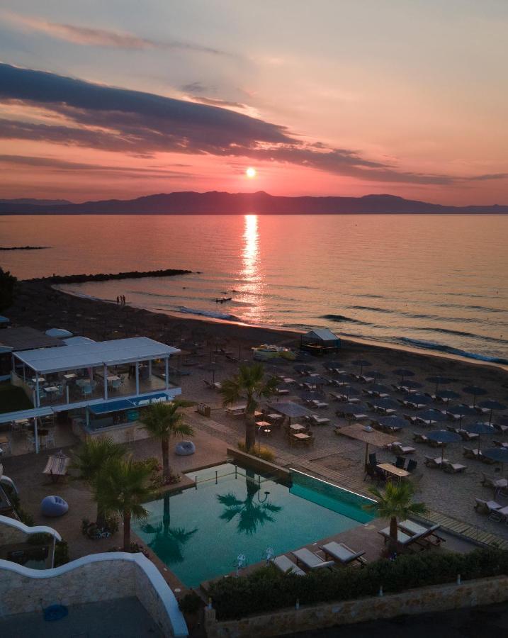 Vergina Beach Hotel Agia Marina Eksteriør bilde
